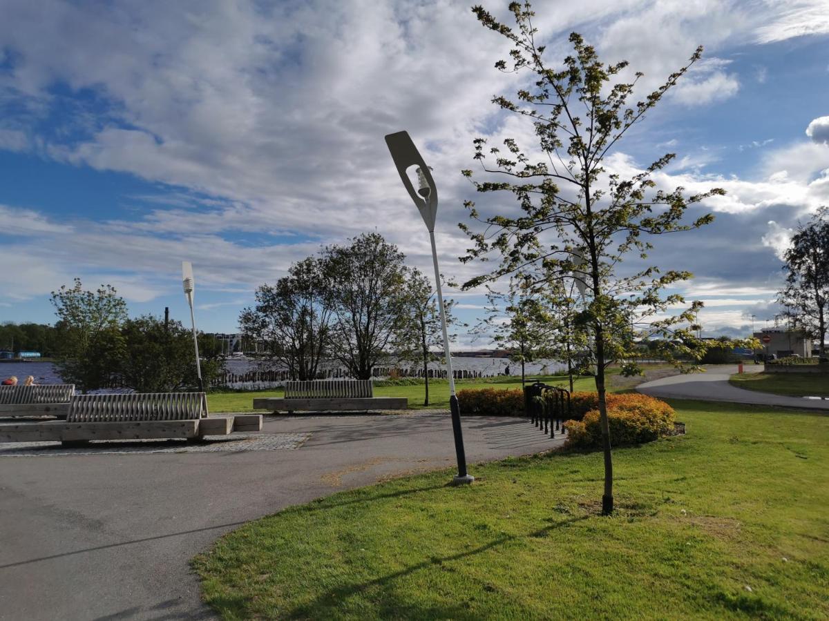 Kesklinna Silla Apartment - Free Parking ปาร์นู ภายนอก รูปภาพ